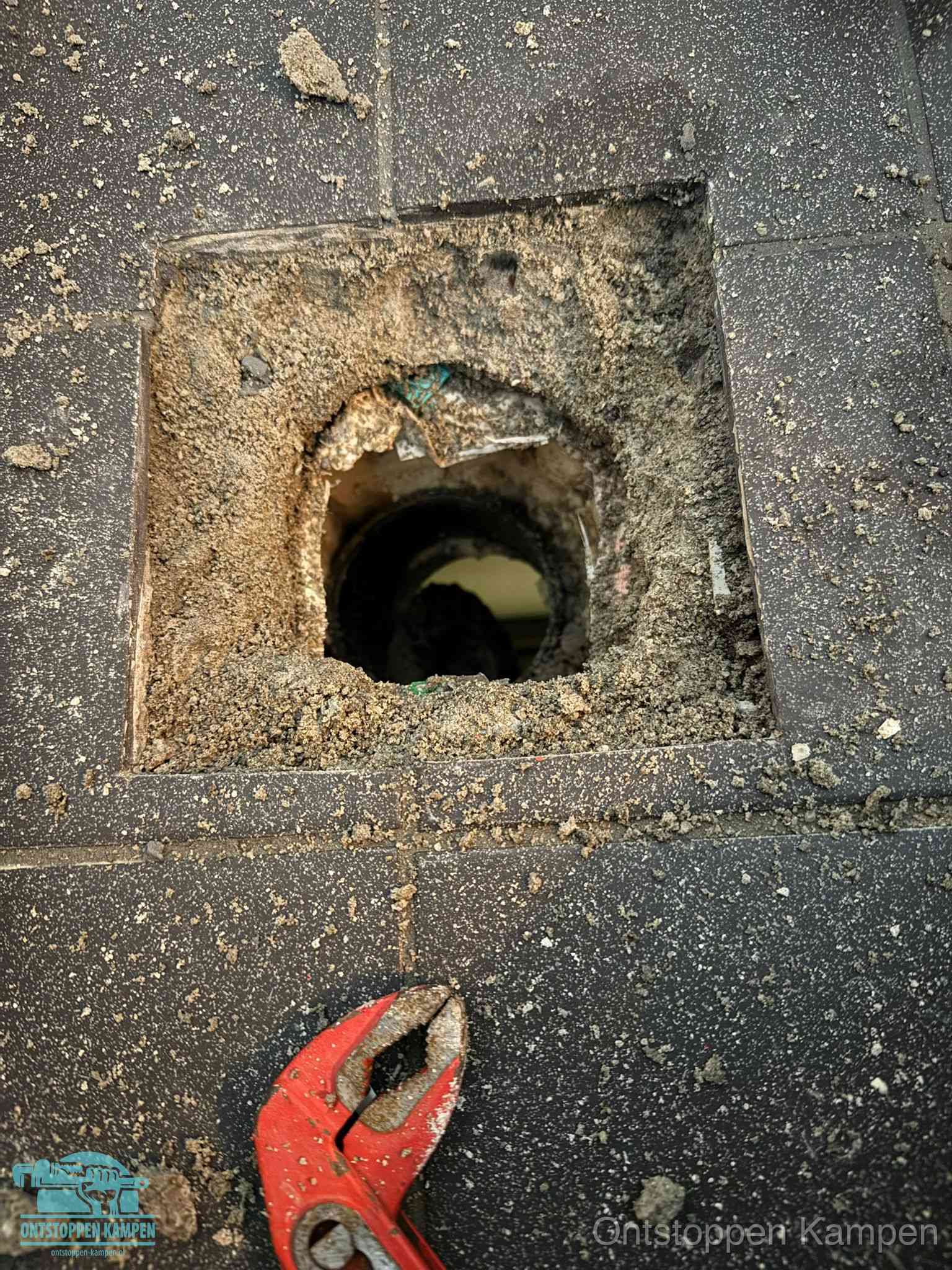 Rioolputje erfgrens eigendom in Kampen